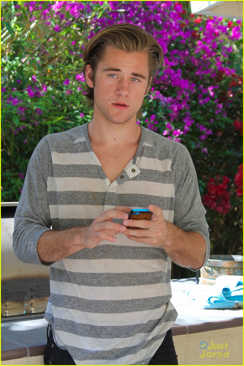 luke-benward-house