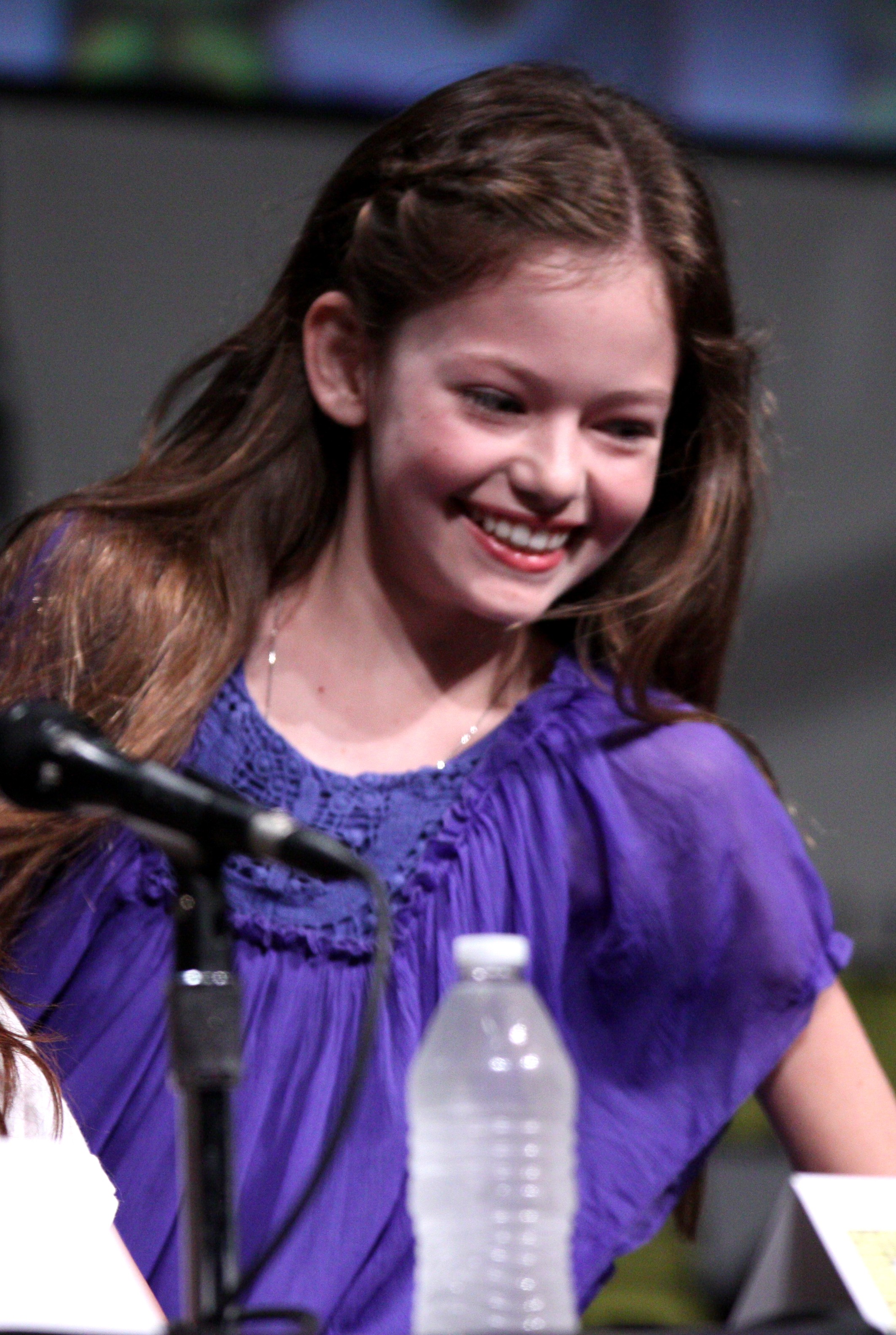 mackenzie-foy-wallpapers