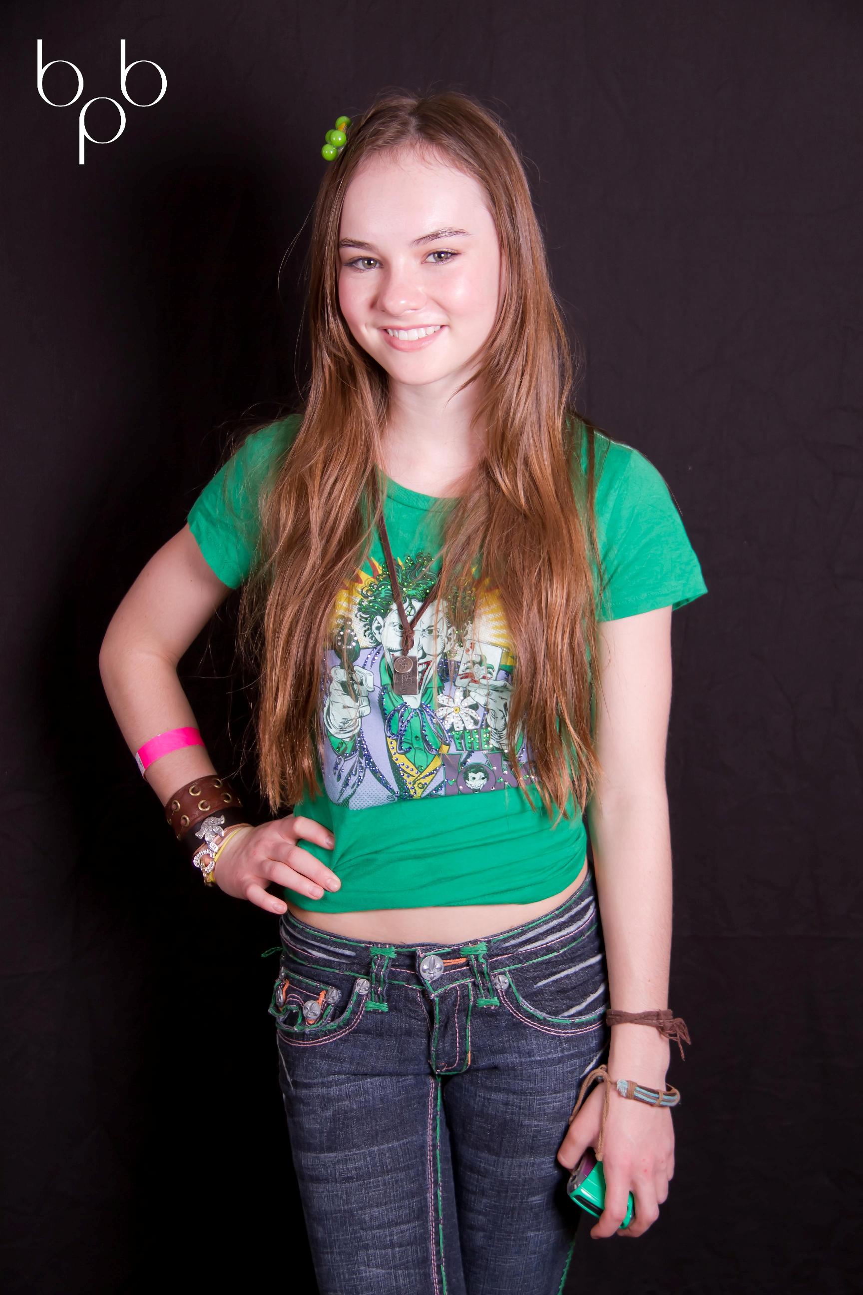 madeline-carroll-photos