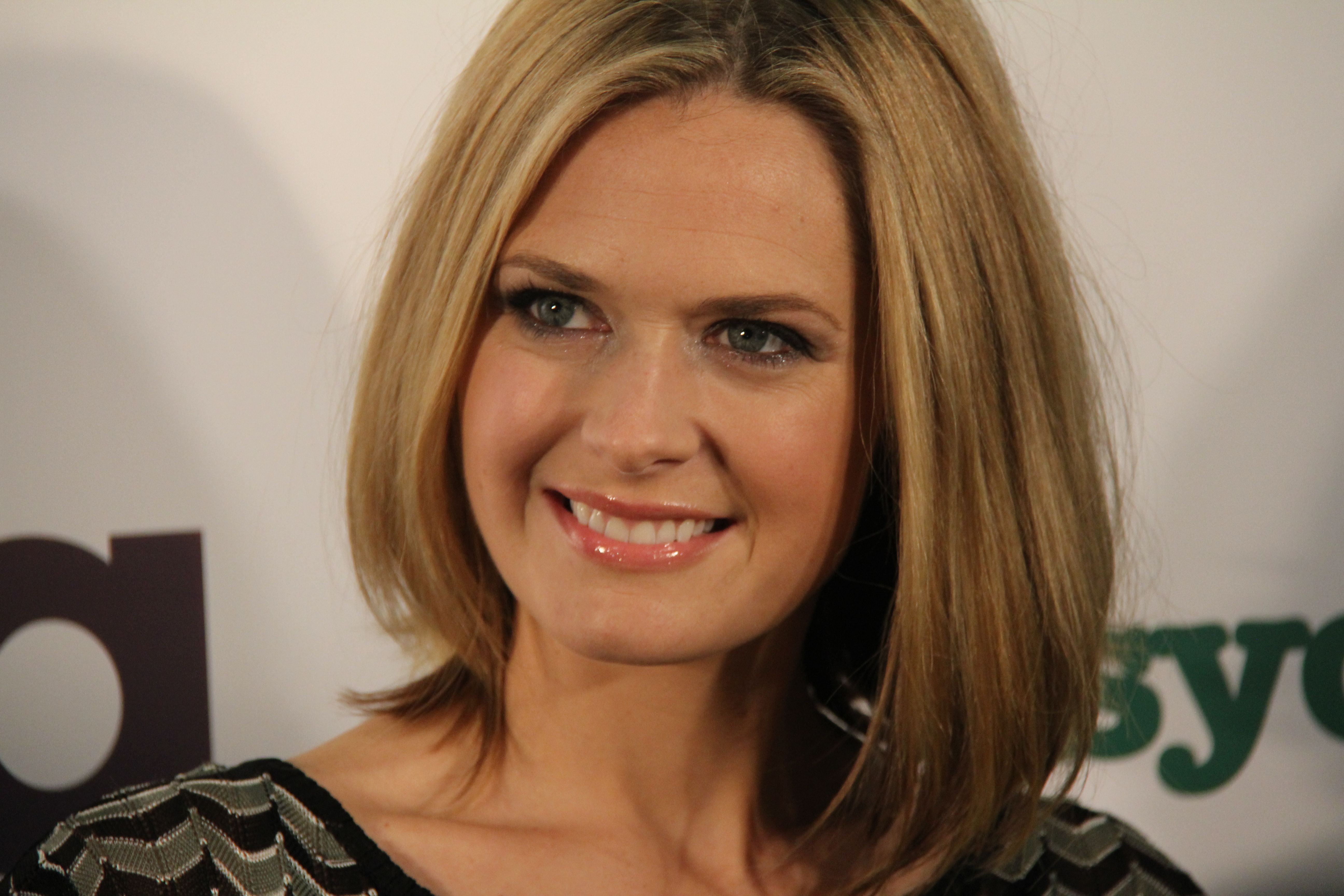 best-pictures-of-maggie-lawson