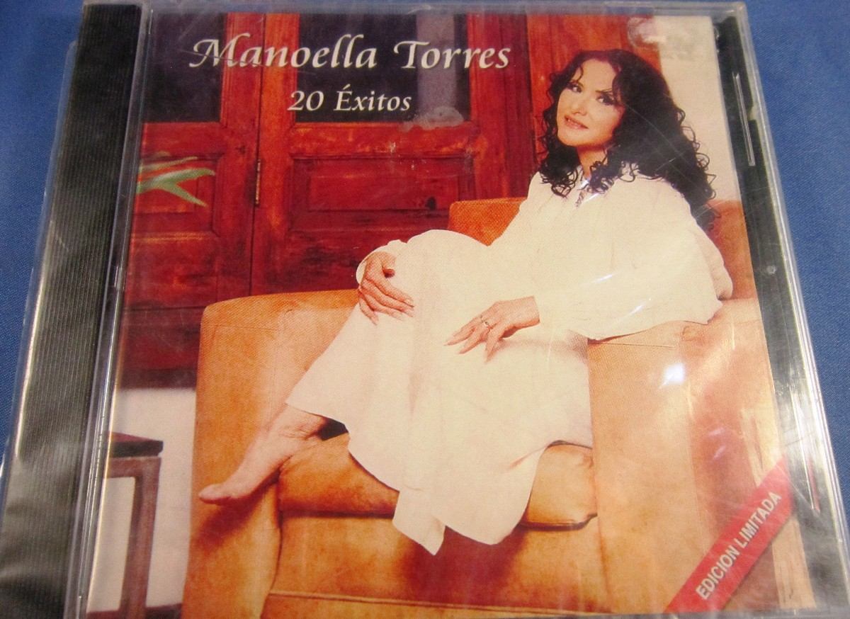 photos-of-manoella-torres