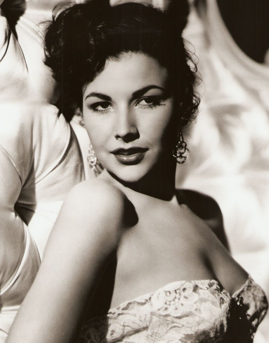 mara-corday-images