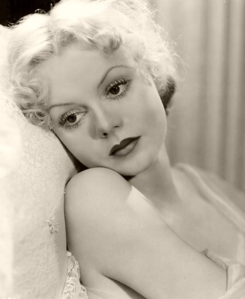 best-pictures-of-marie-wilson-american-actress