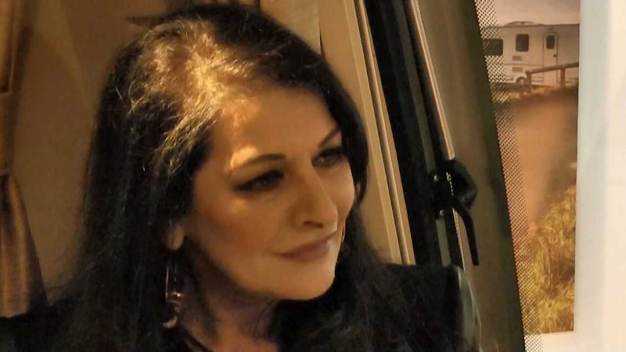 pictures-of-marina-sirtis