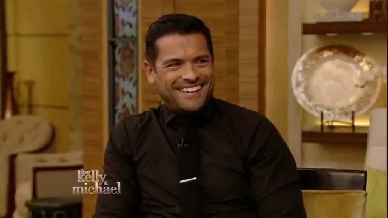 mark-consuelos-photos