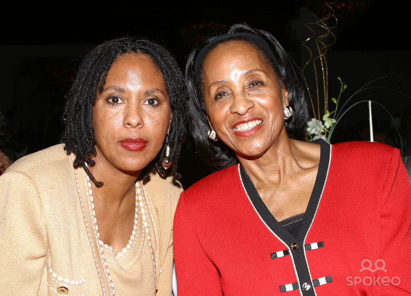 marla-gibbs-family