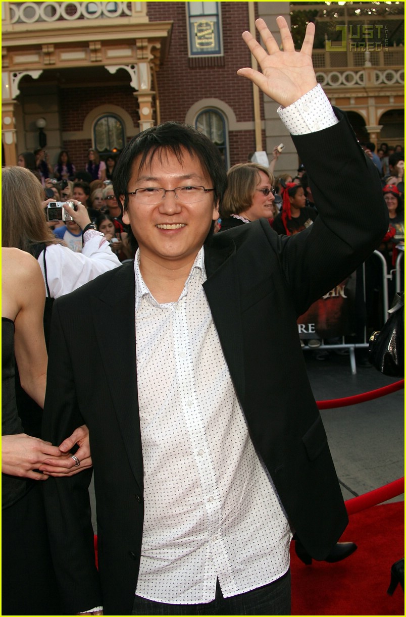 photos-of-masi-oka