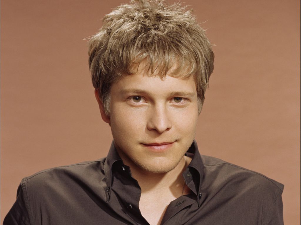 best-pictures-of-matt-czuchry