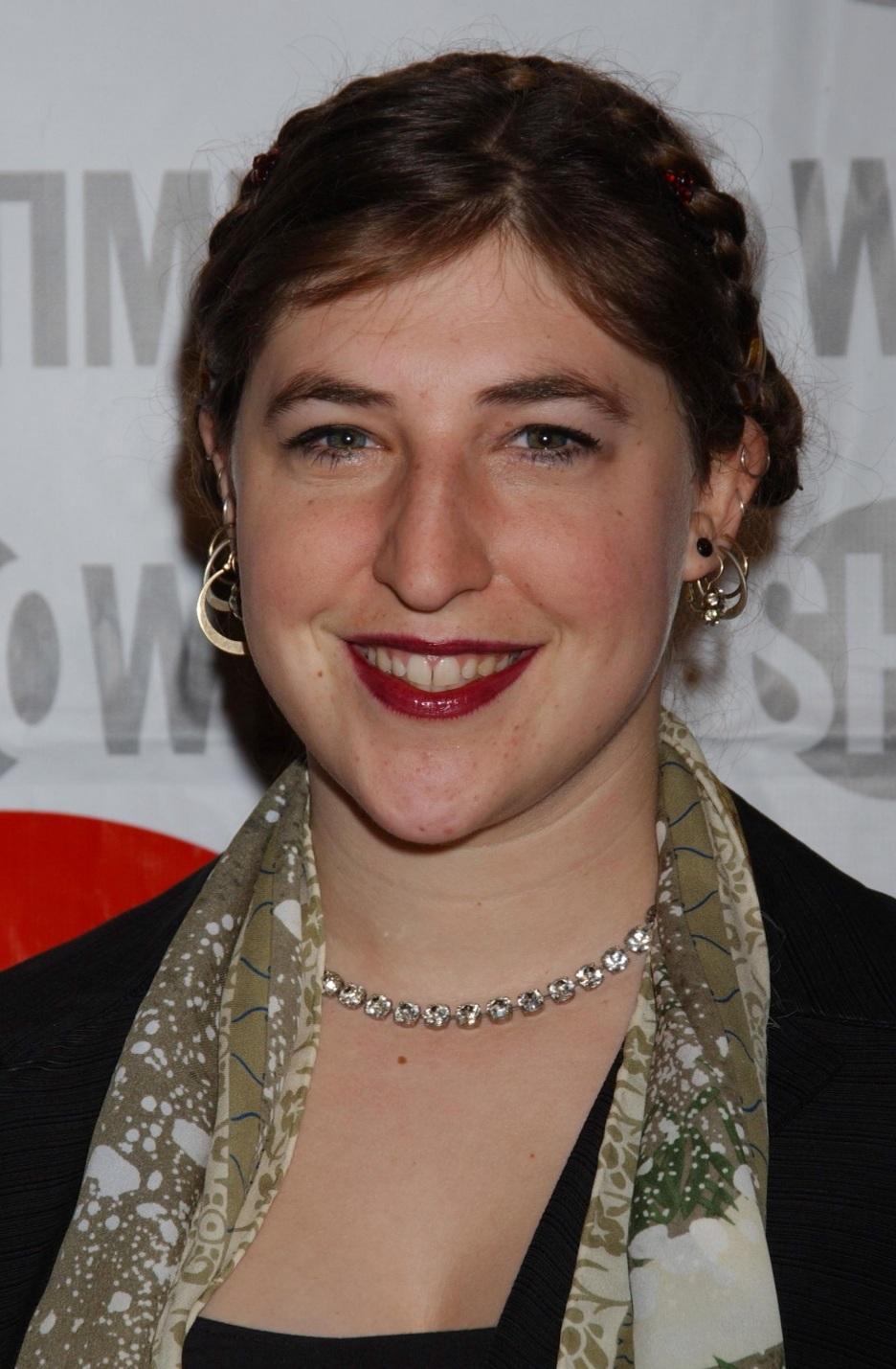 pictures-of-mayim-bialik