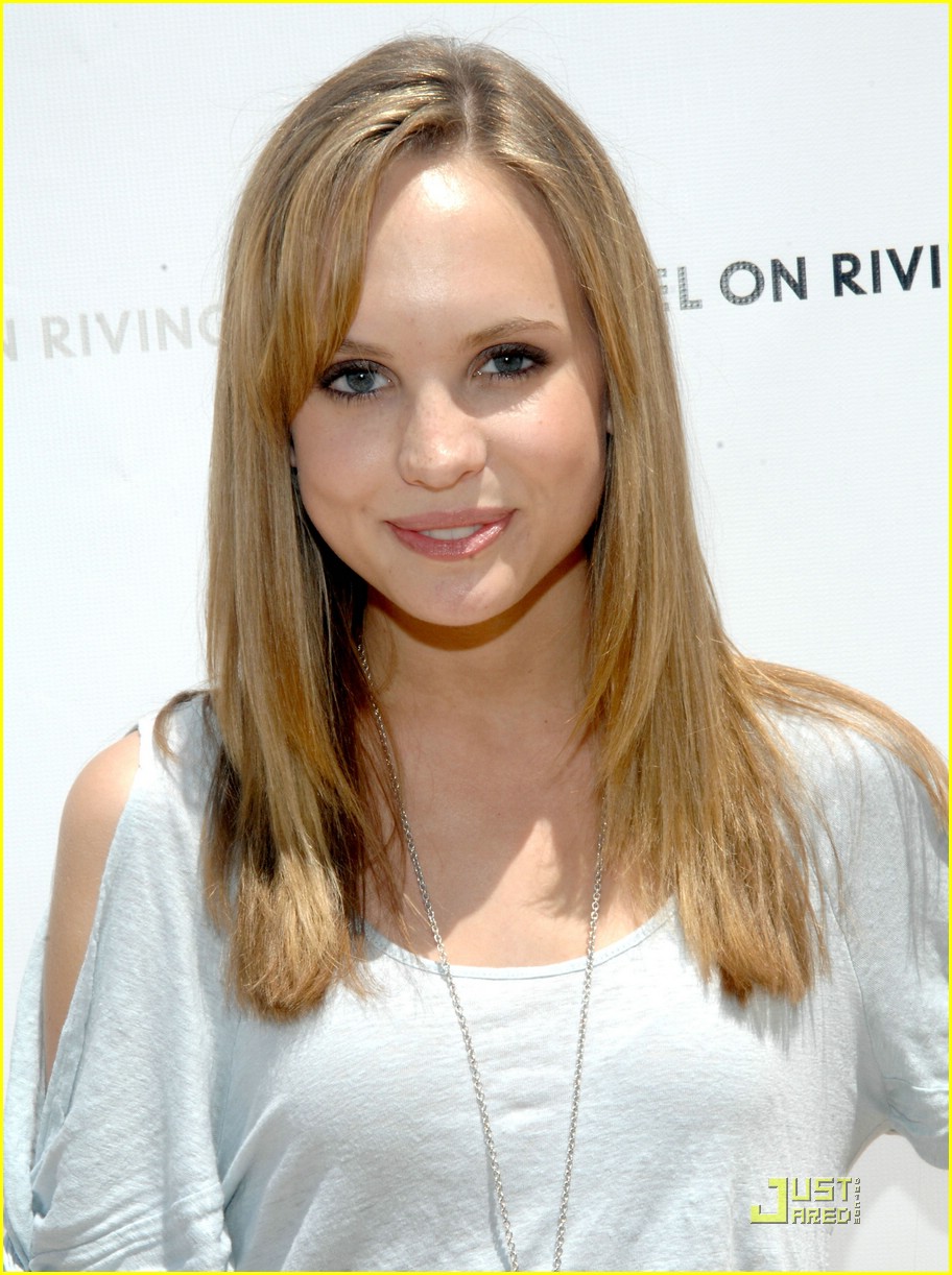 meaghan-martin-2016
