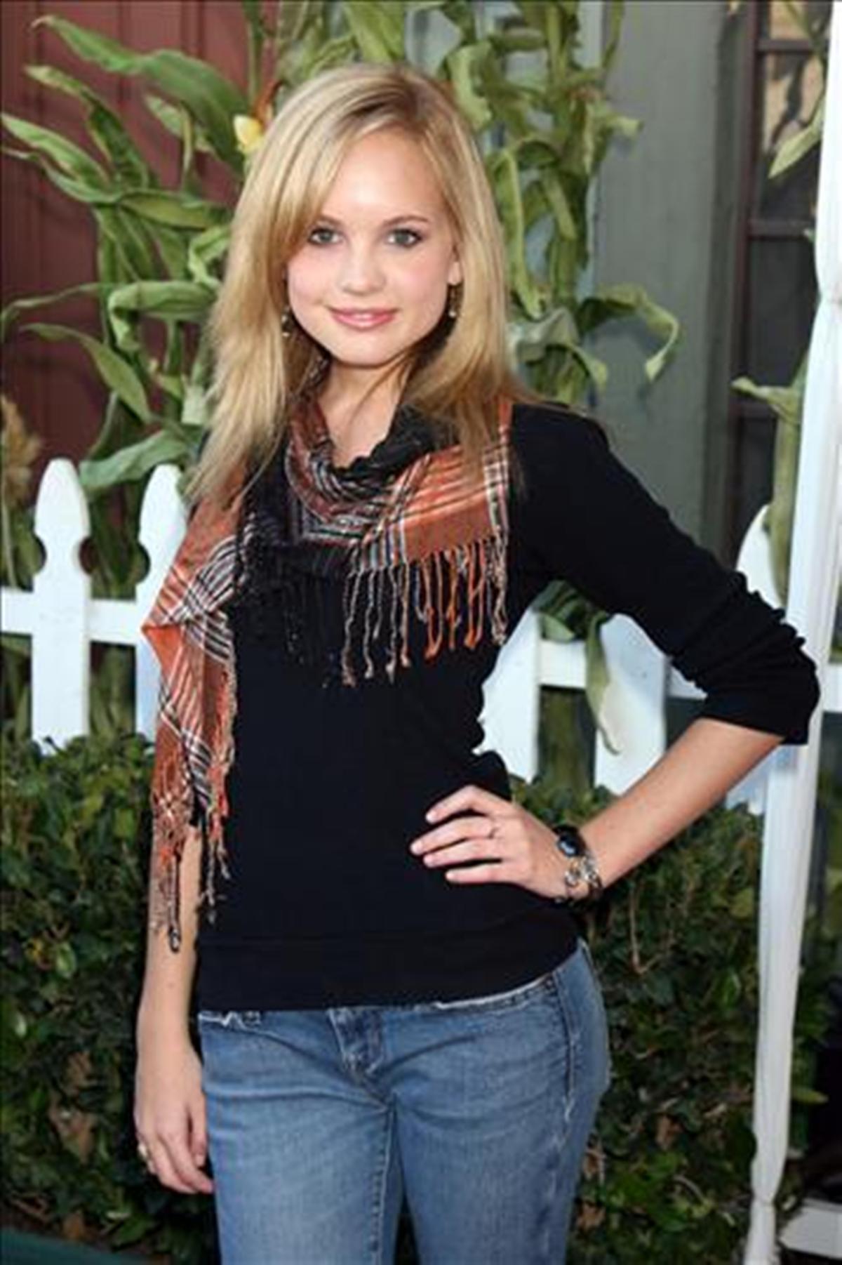 meaghan-martin-wedding