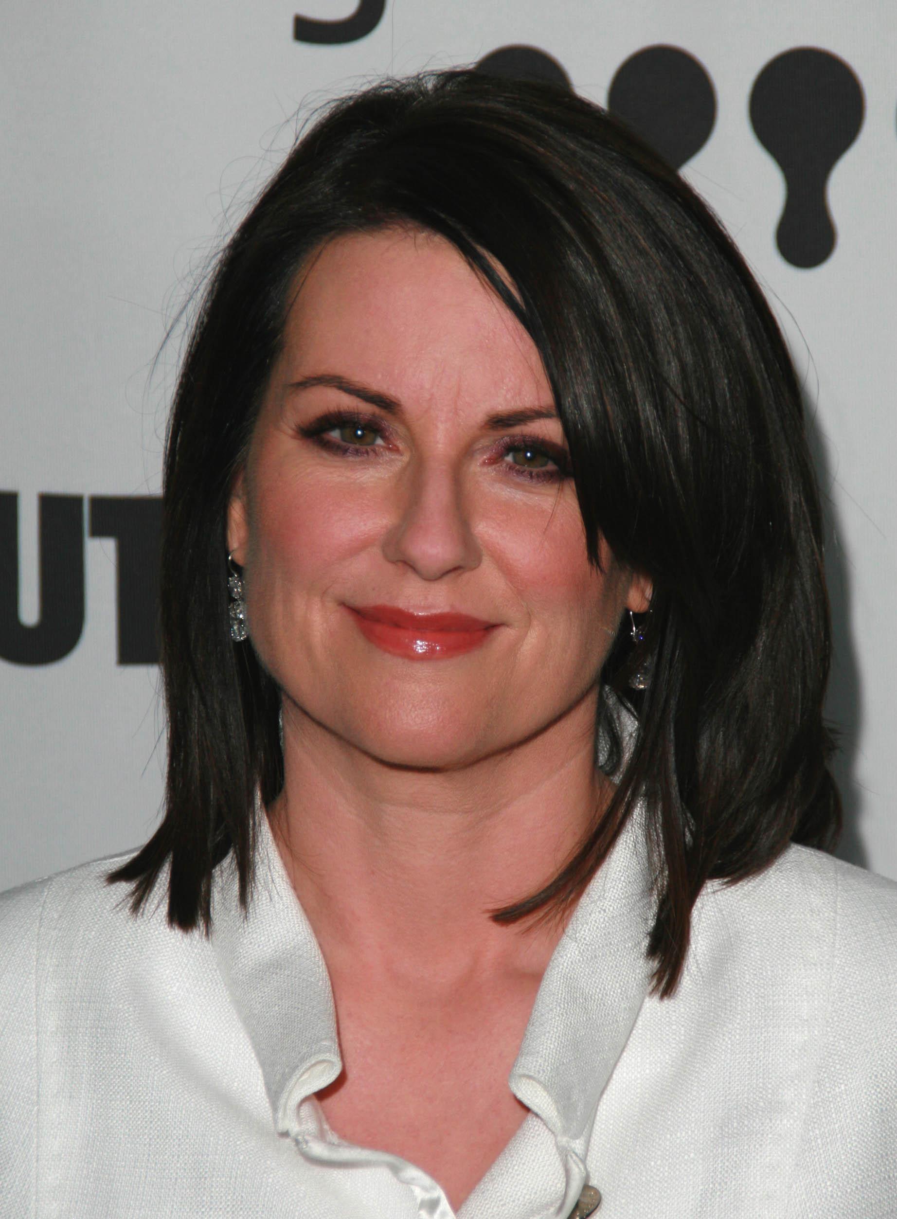 megan-mullally-pictures