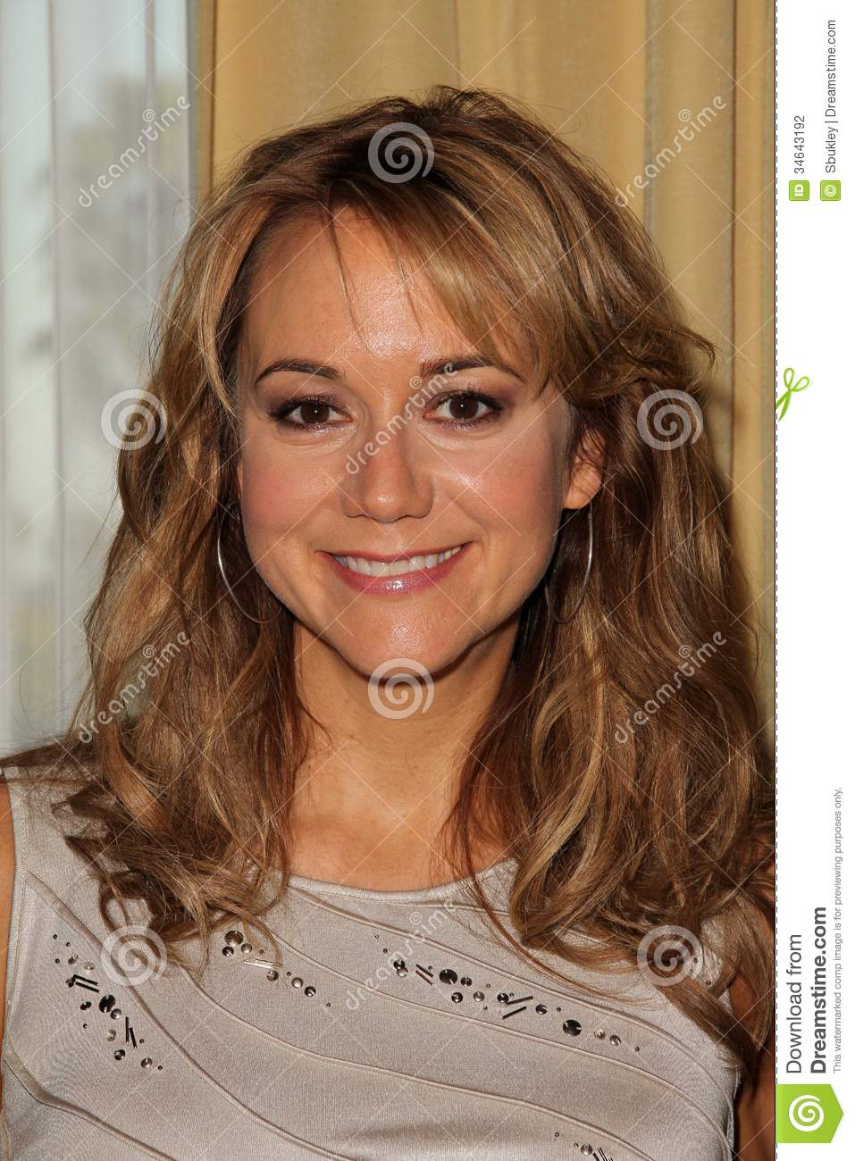 photos-of-megyn-price