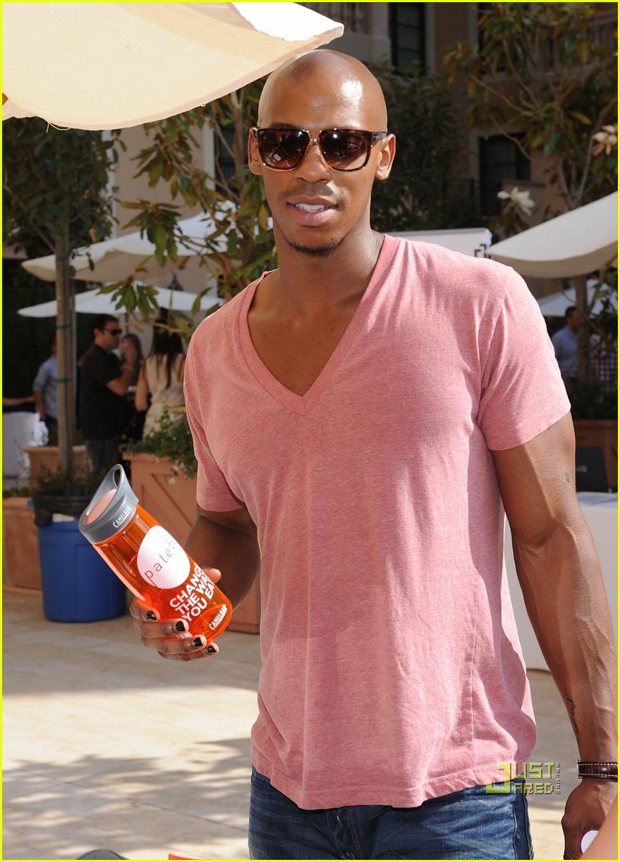 best-pictures-of-mehcad-brooks