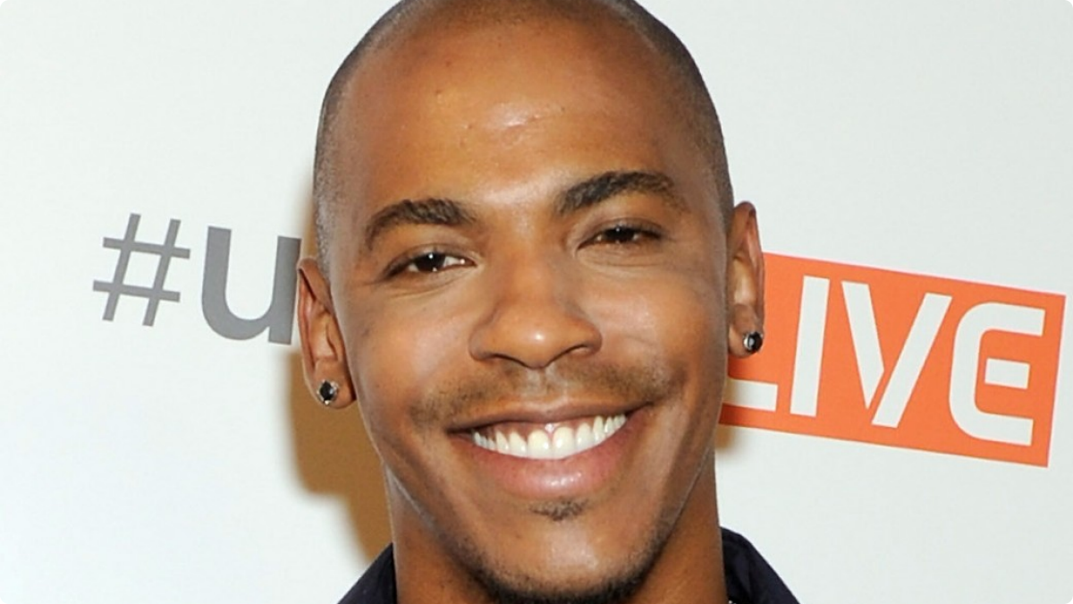 mehcad-brooks-images