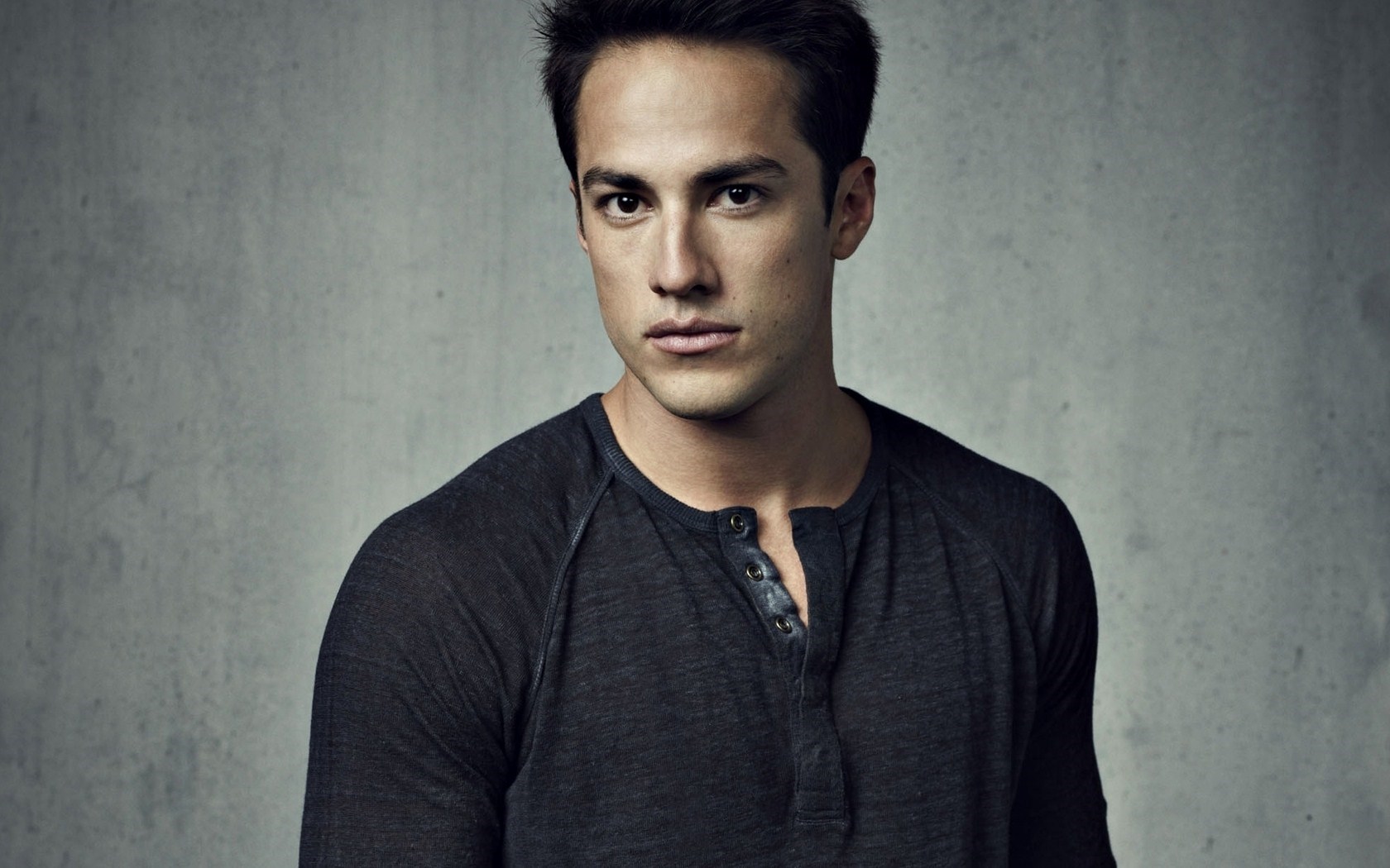 michael-trevino-2015