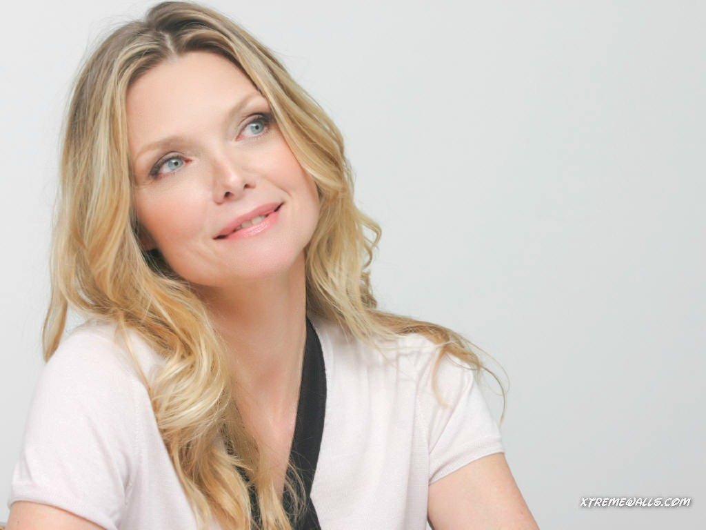 michelle-pfeiffer-wedding