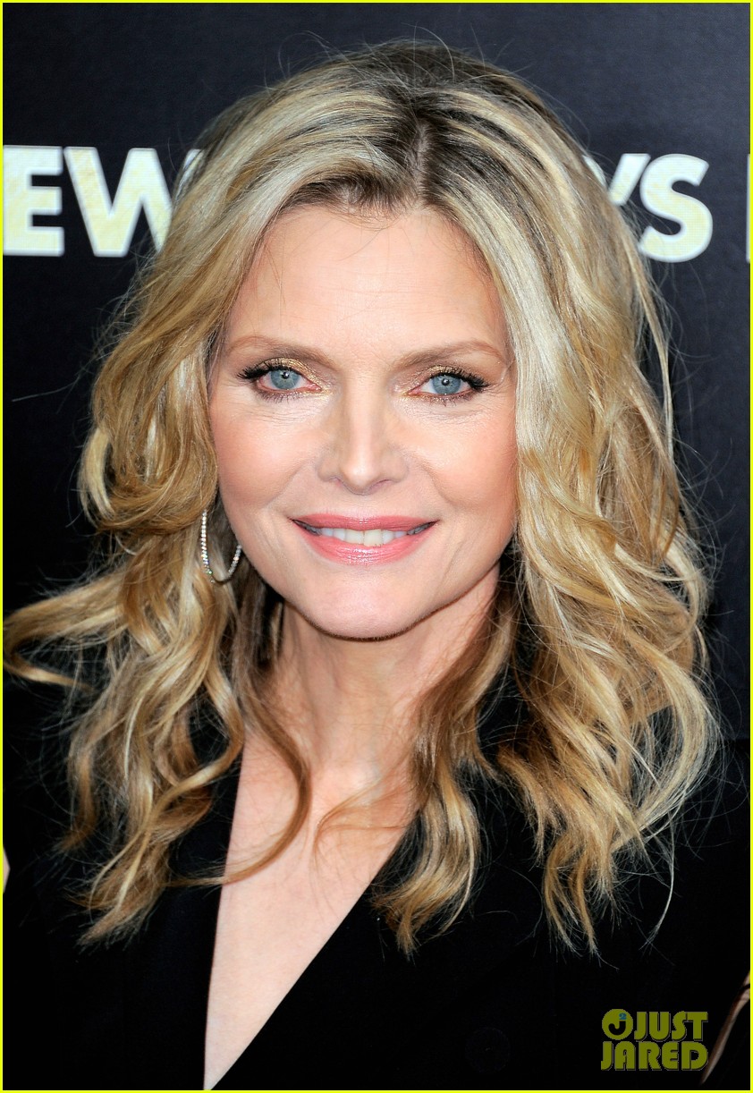 michelle-pfeiffer-young