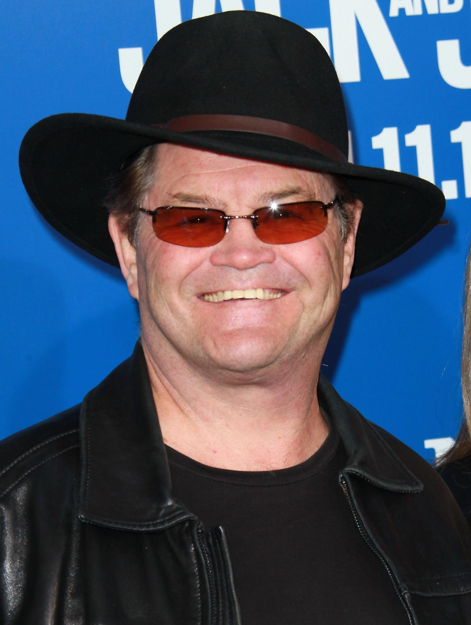 micky-dolenz-gossip