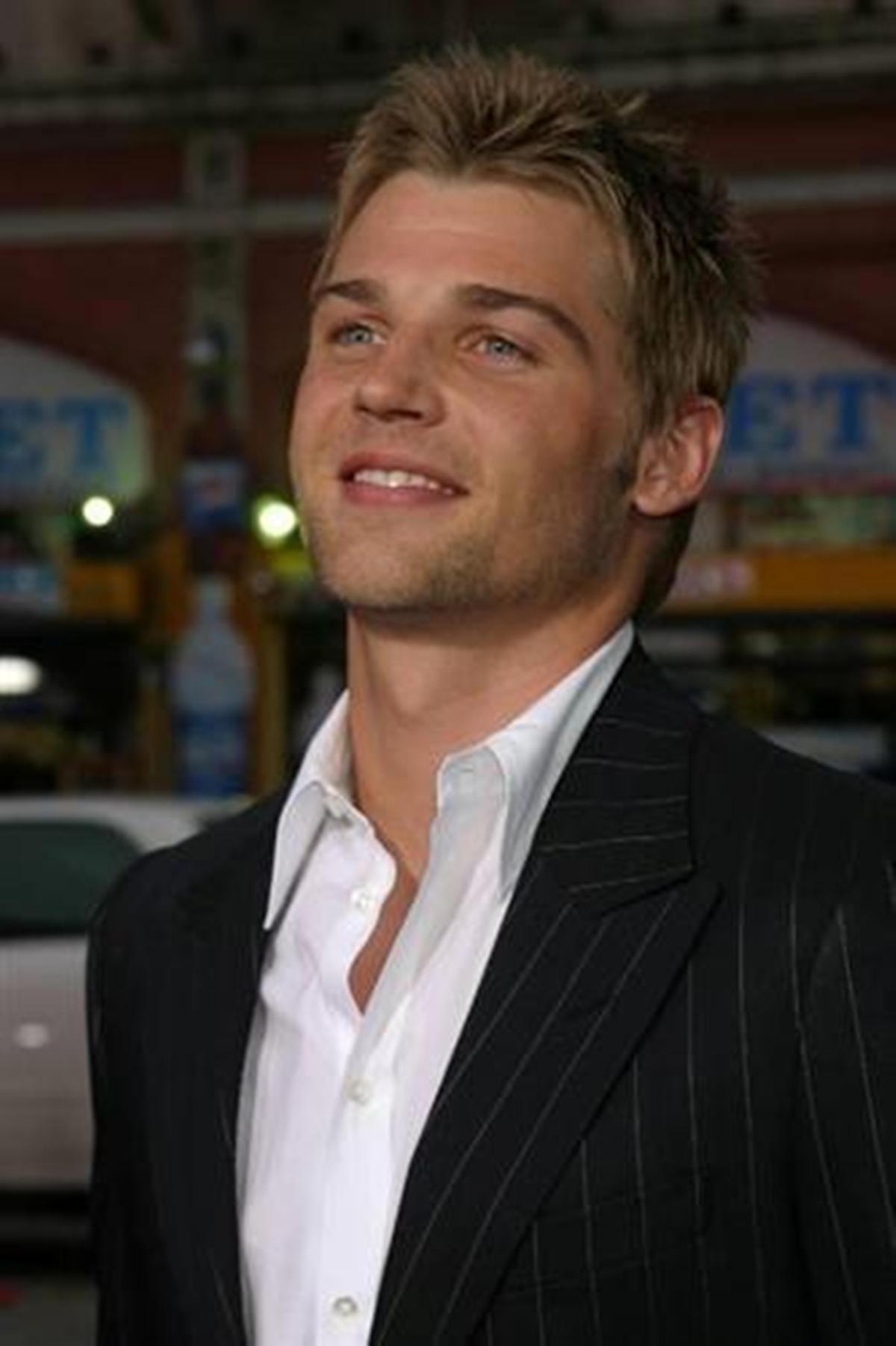 mike-vogel-family