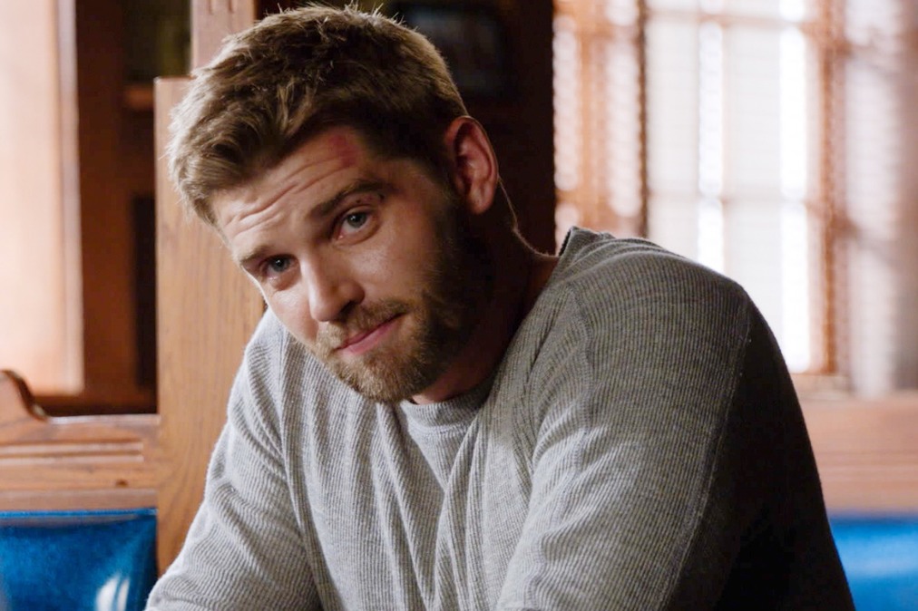 mike-vogel-hd-wallpaper