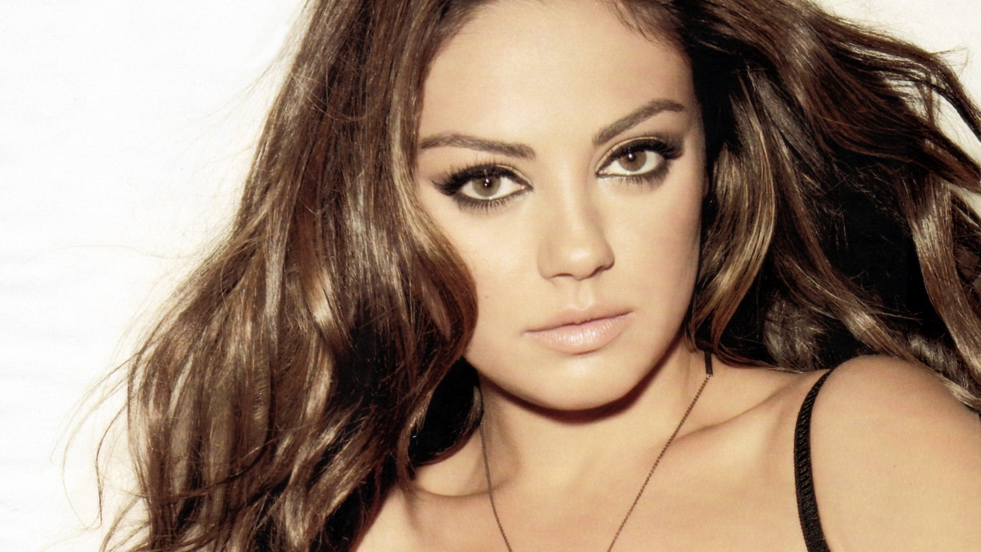 mila-kunis-parents