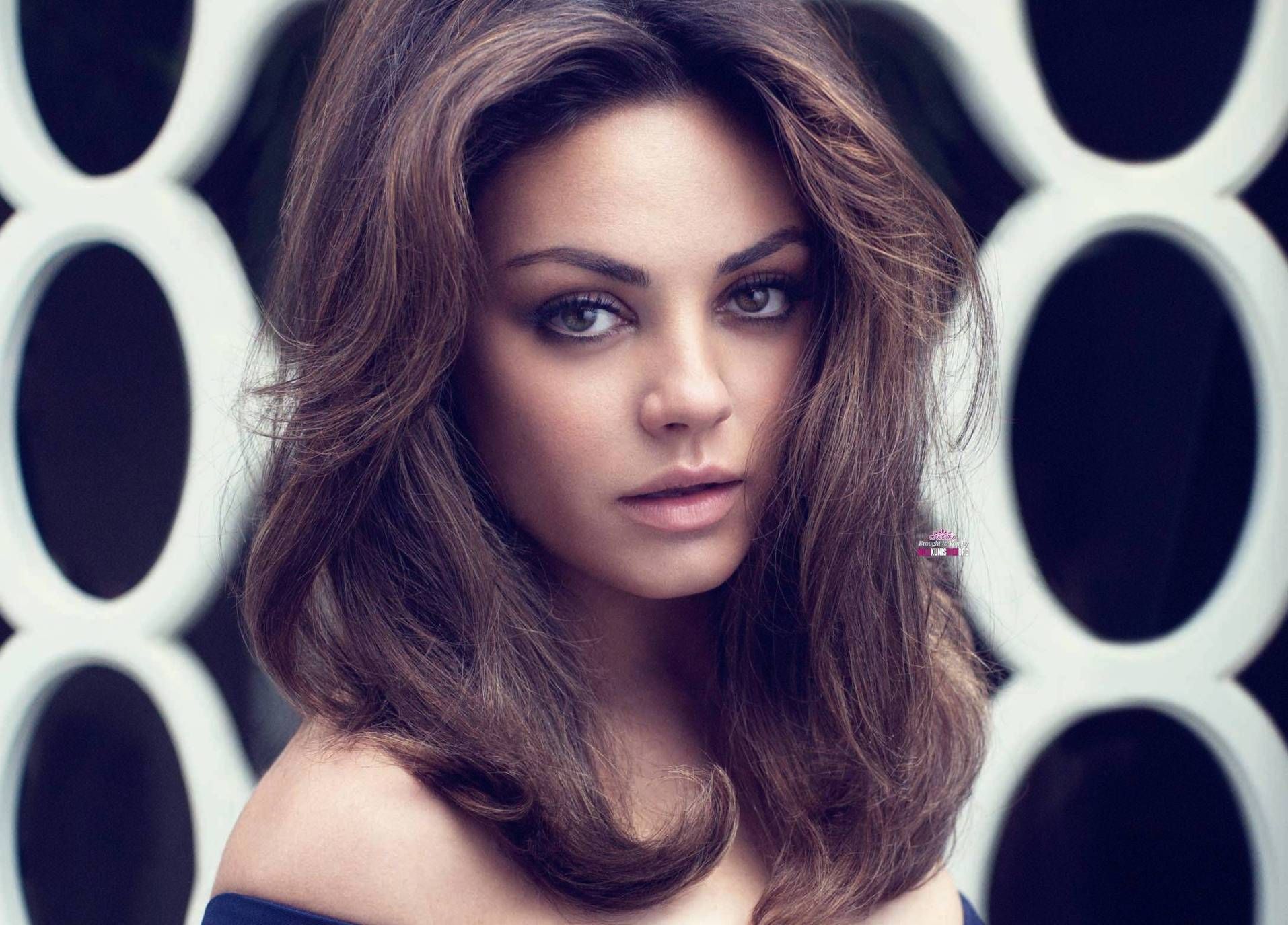 mila-kunis-young