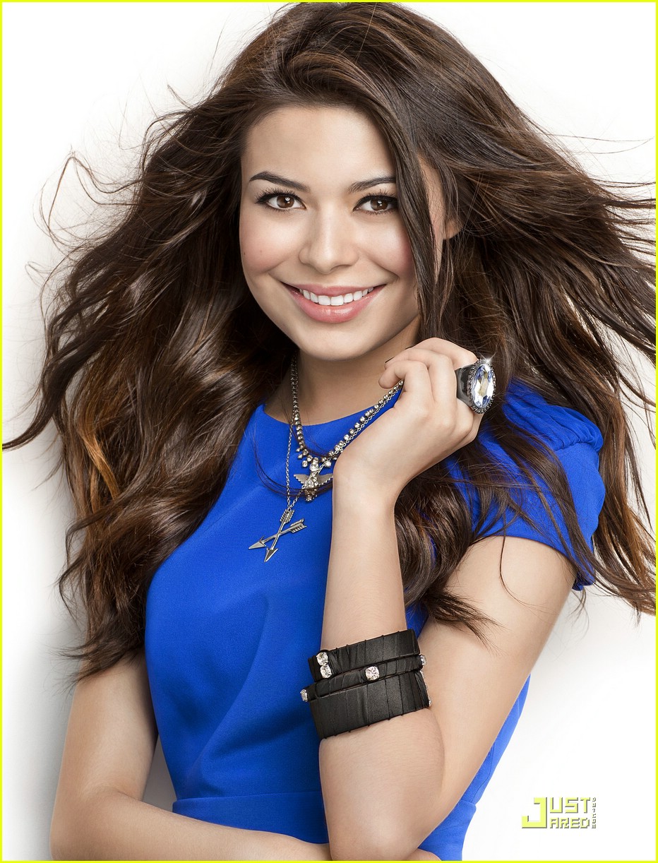 miranda-cosgrove-2016