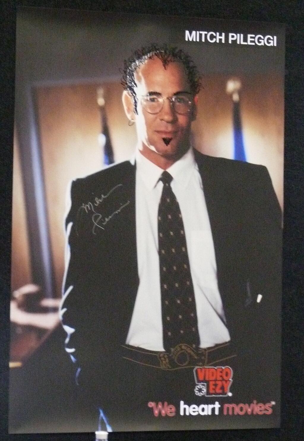 photos-of-mitch-pileggi