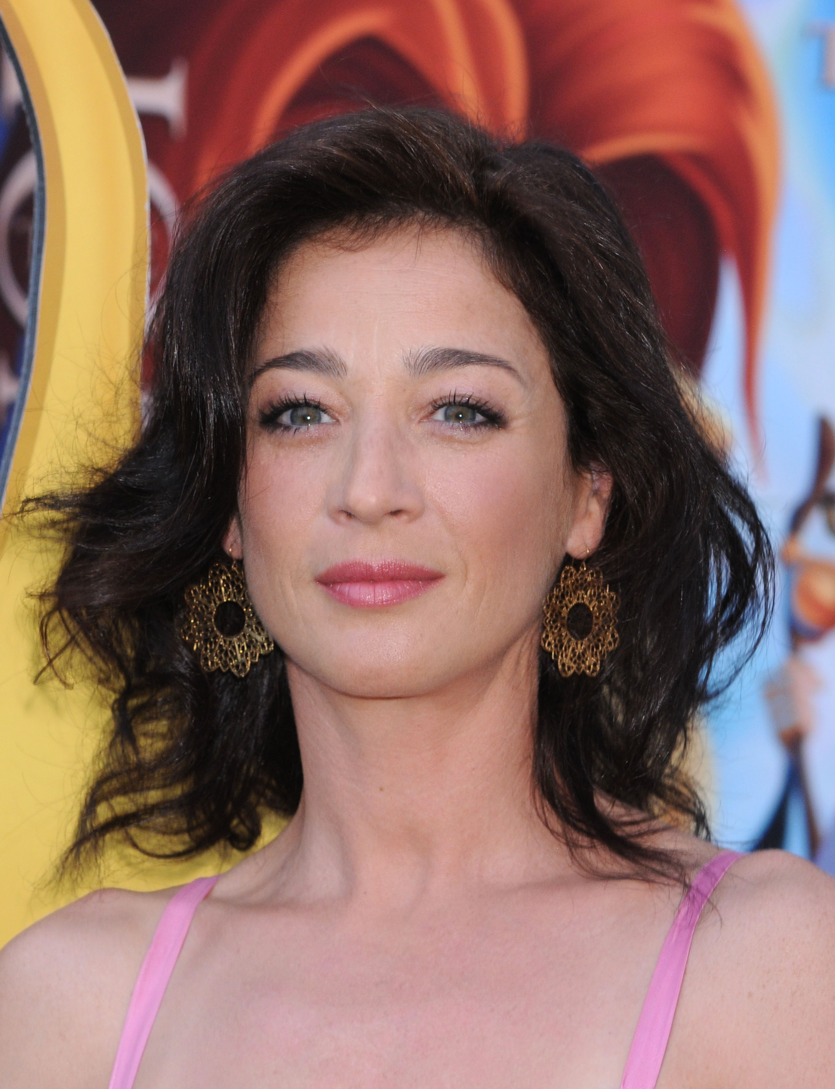 Moira kelly sexy