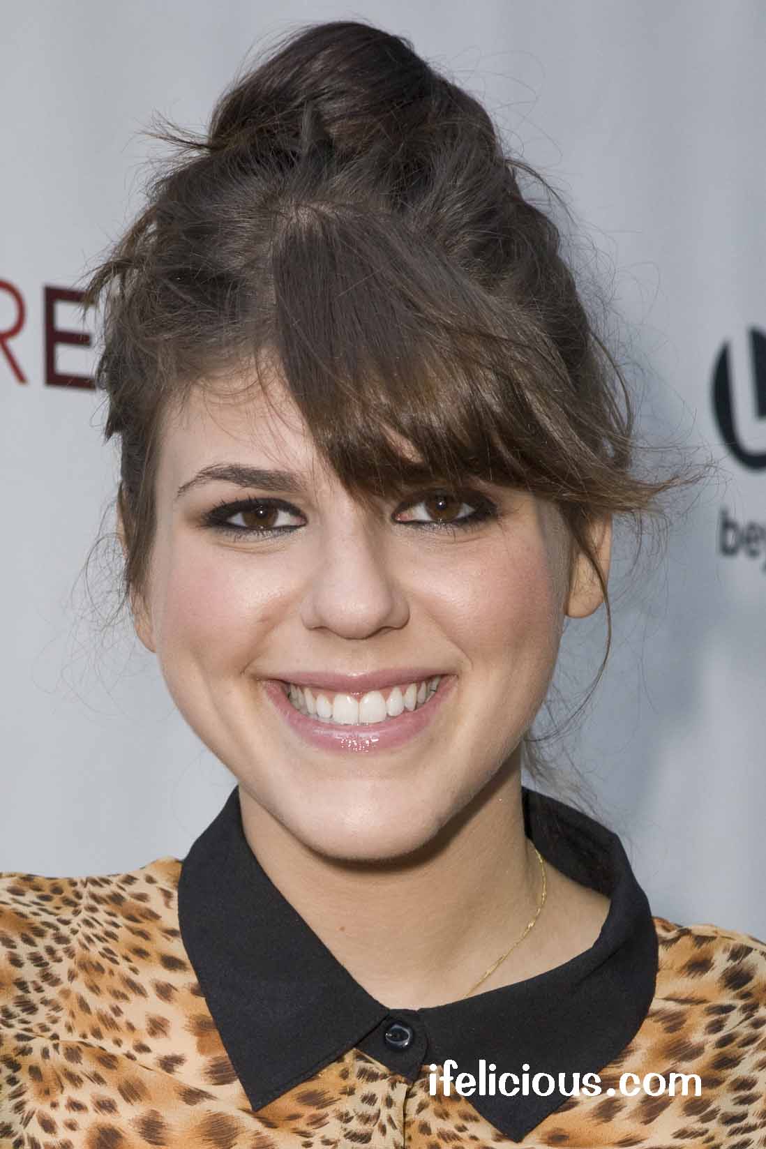 best-pictures-of-molly-tarlov