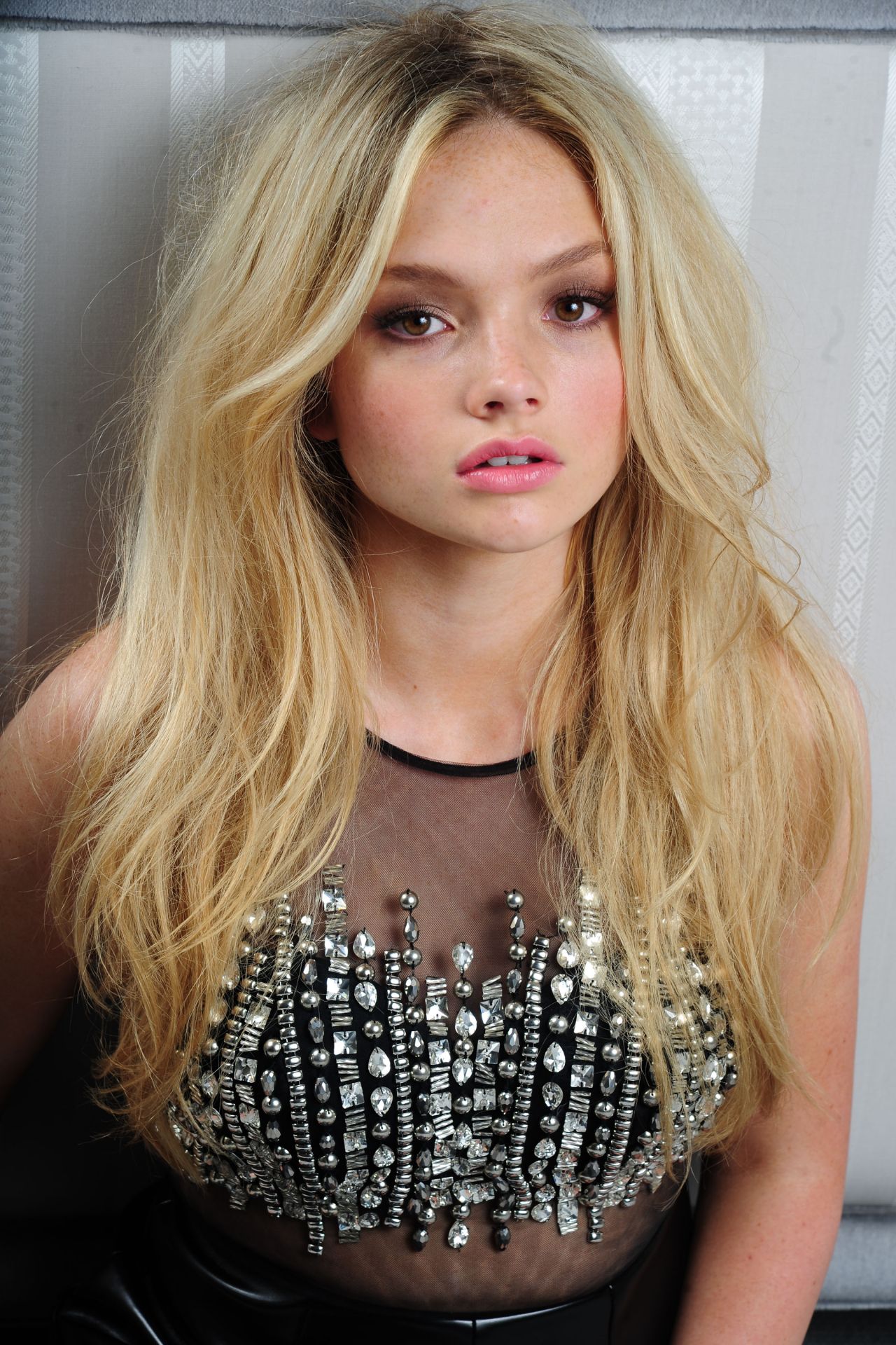 natalie-alyn-lind-family