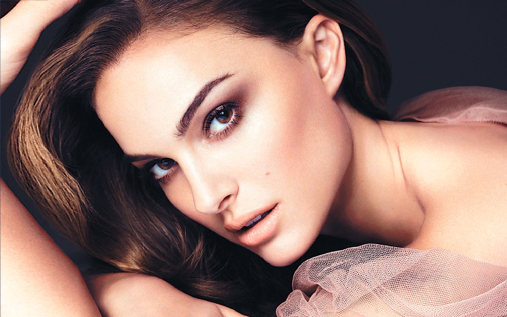 natalie-portman-young