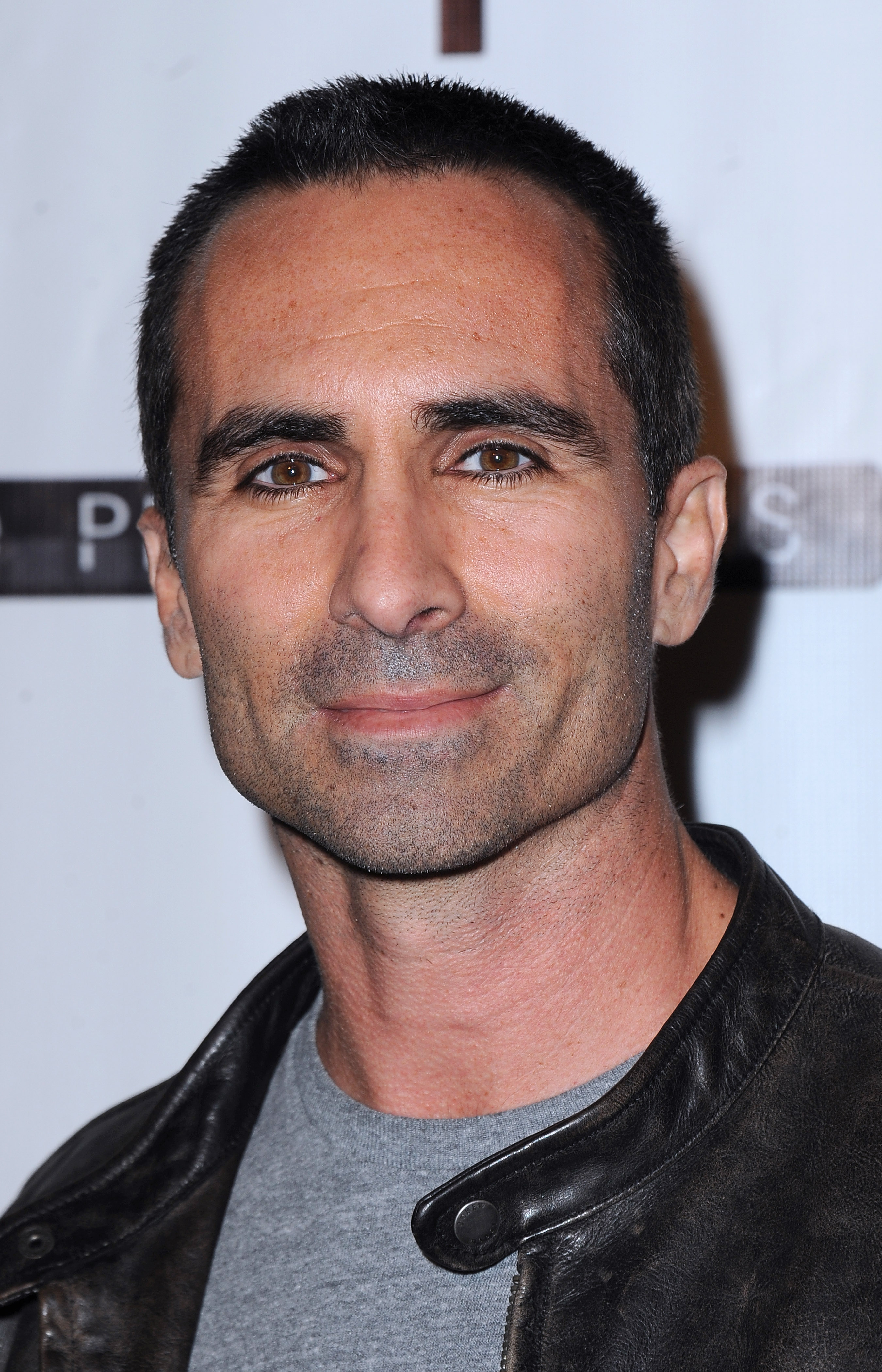 nestor-carbonell-pictures