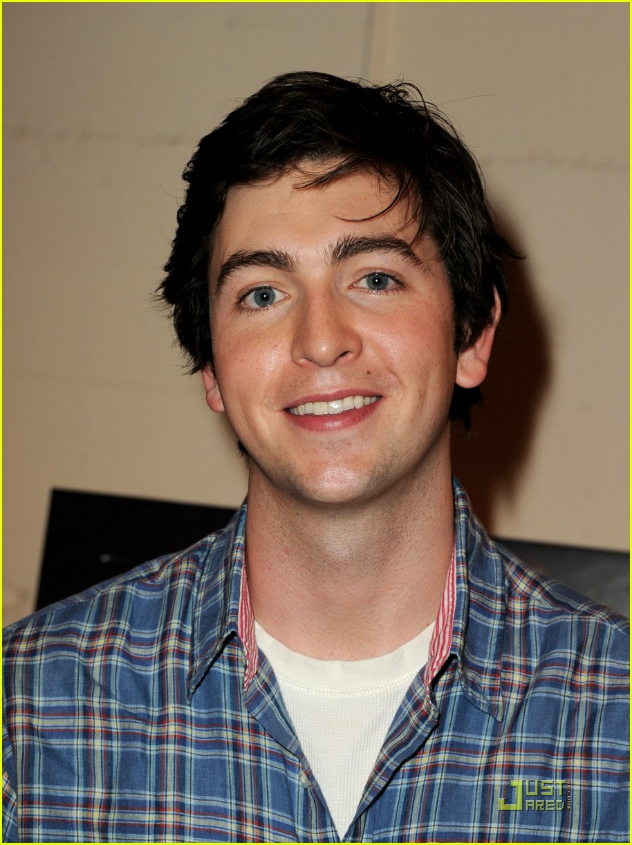 nicholas-braun-pictures