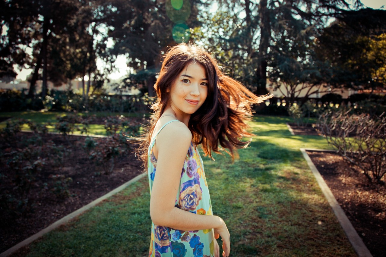 nichole-bloom-2015