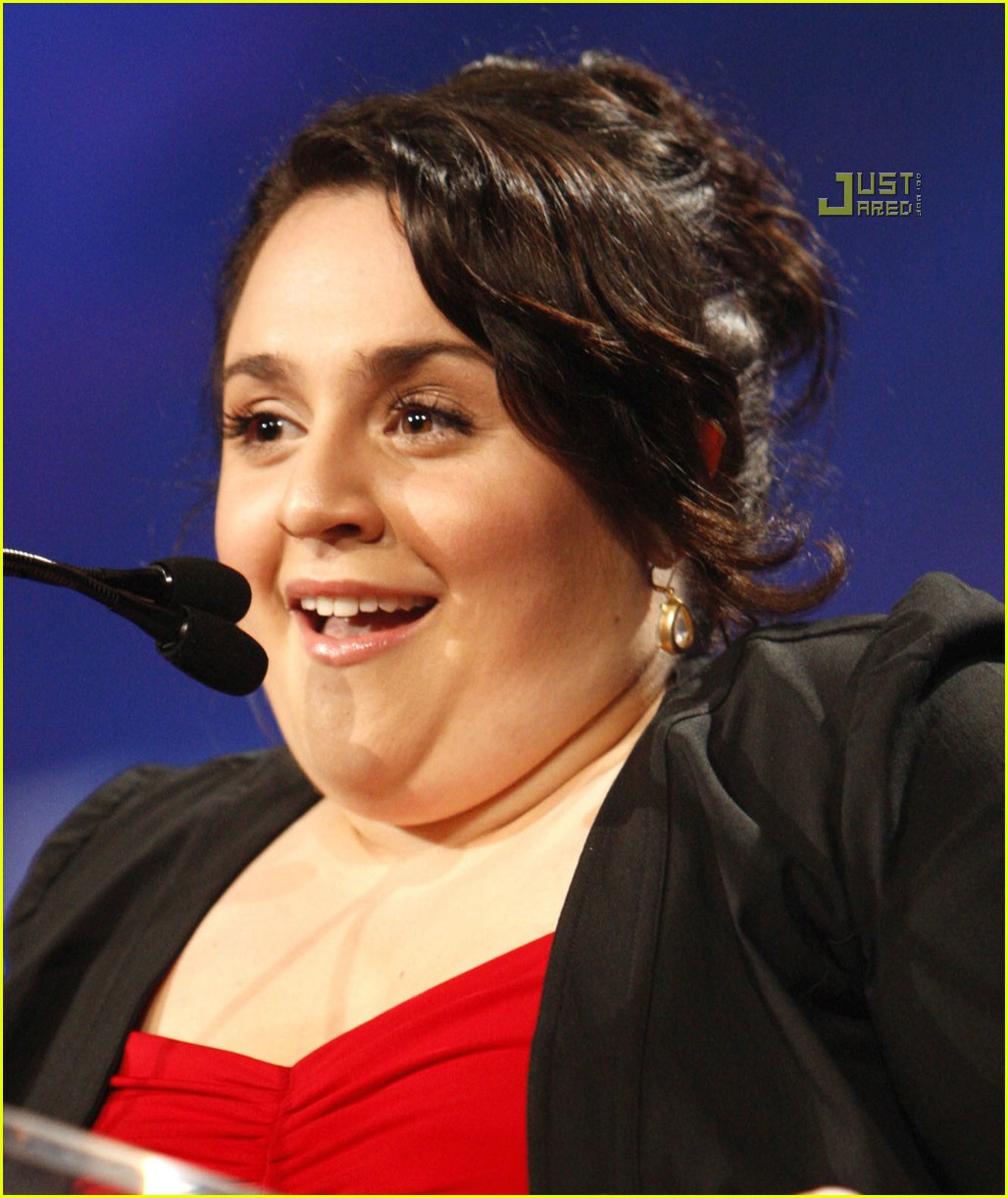 nikki-blonsky-photos