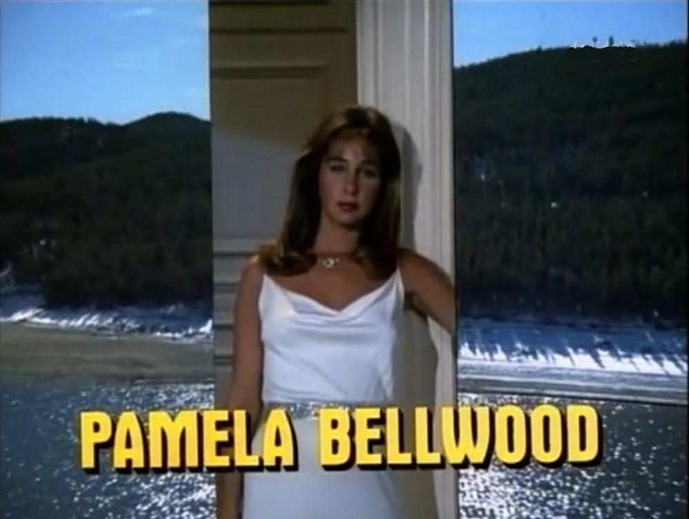 pamela-bellwood-wallpaper
