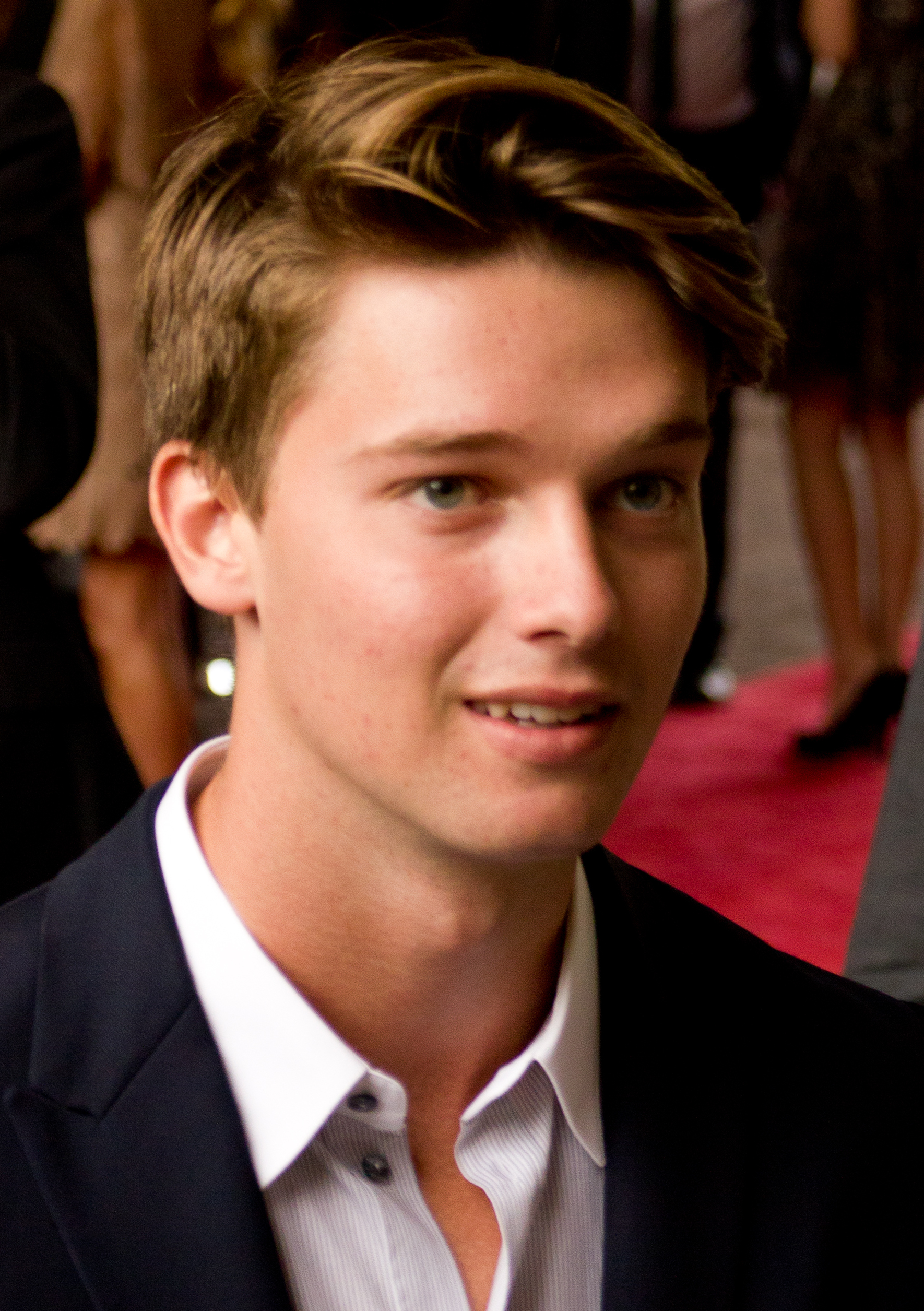 patrick-schwarzenegger-pictures