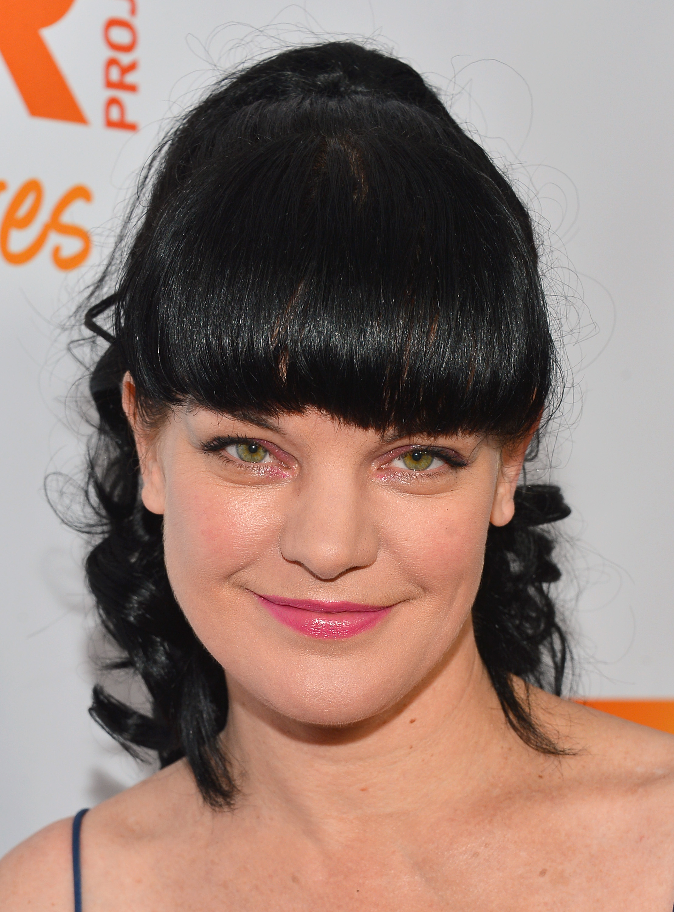 pauley-perrette-summertime