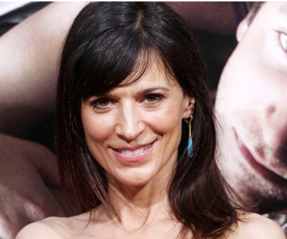 More Pictures Of Perrey Reeves. 