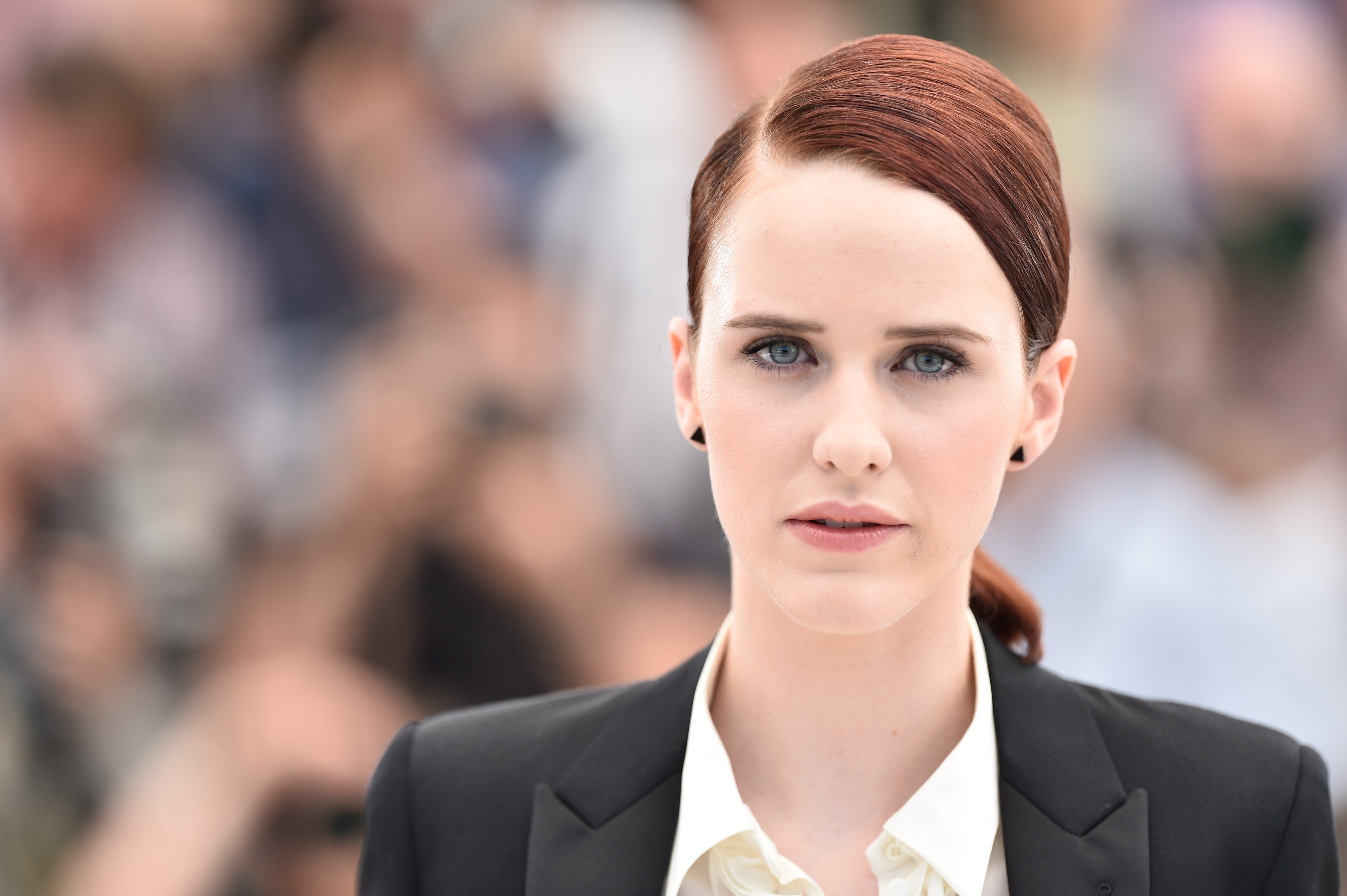 rachel-brosnahan-wallpapers