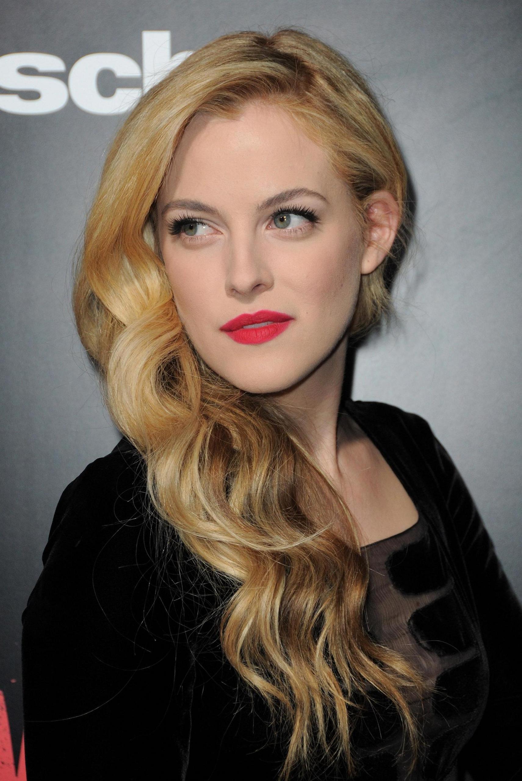 riley-keough-pictures