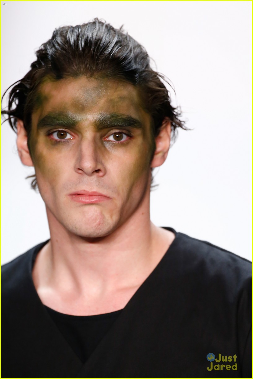 pictures-of-rj-mitte