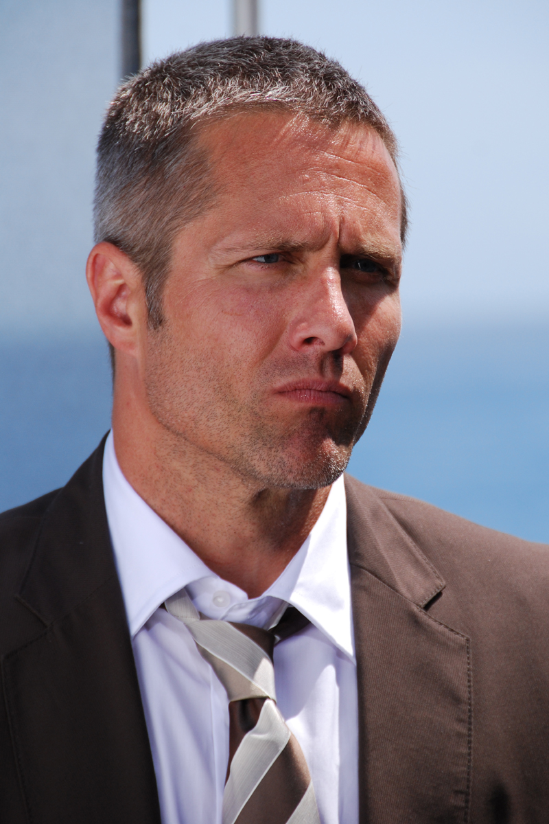 rob-estes-scandal
