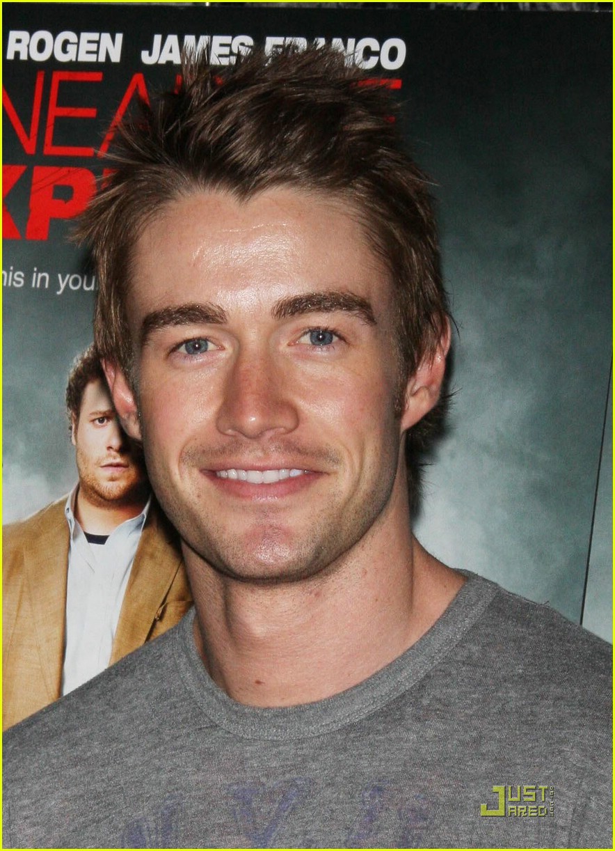 robert-buckley-tattoos