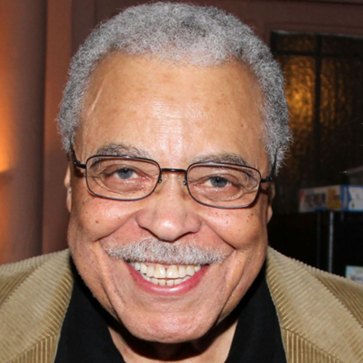 robert-earl-jones-pictures