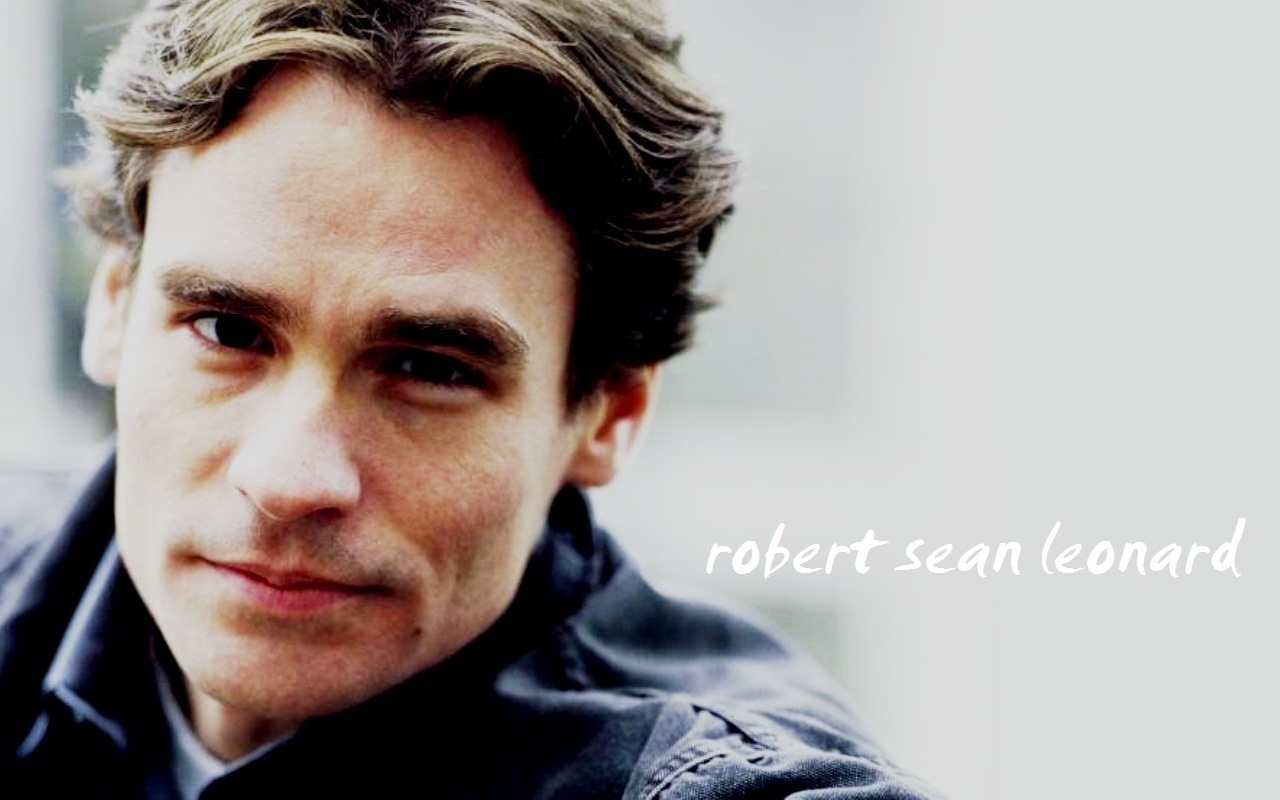 robert-sean-leonard-wallpaper