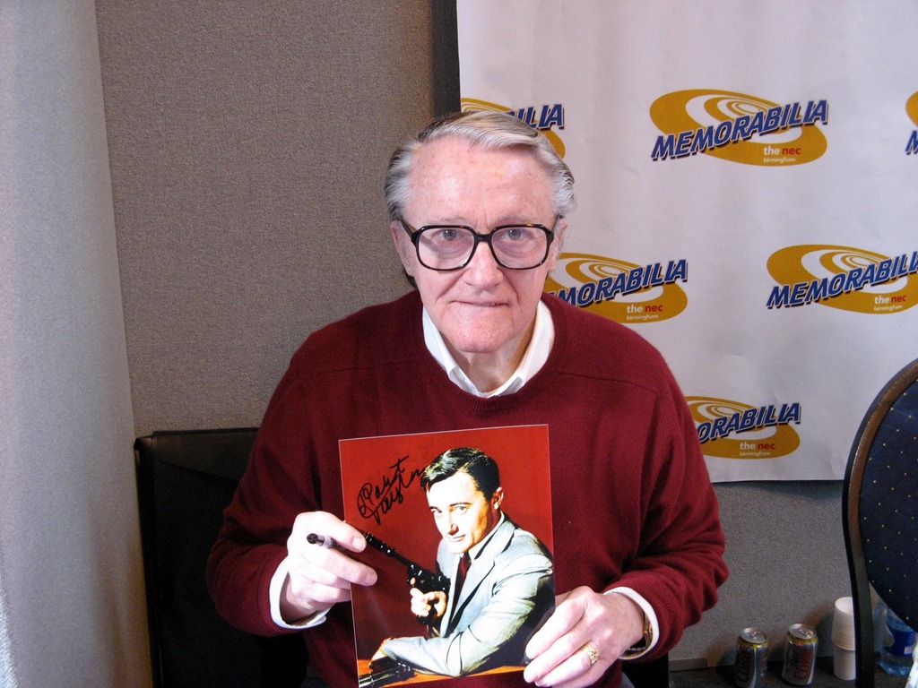 photos-of-robert-vaughn