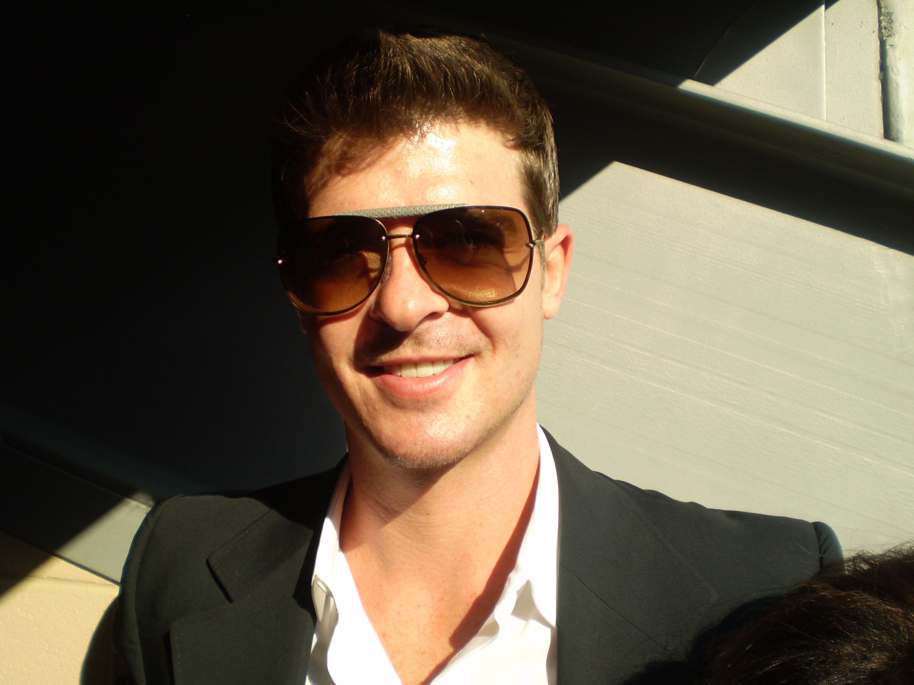 robin-thicke-images